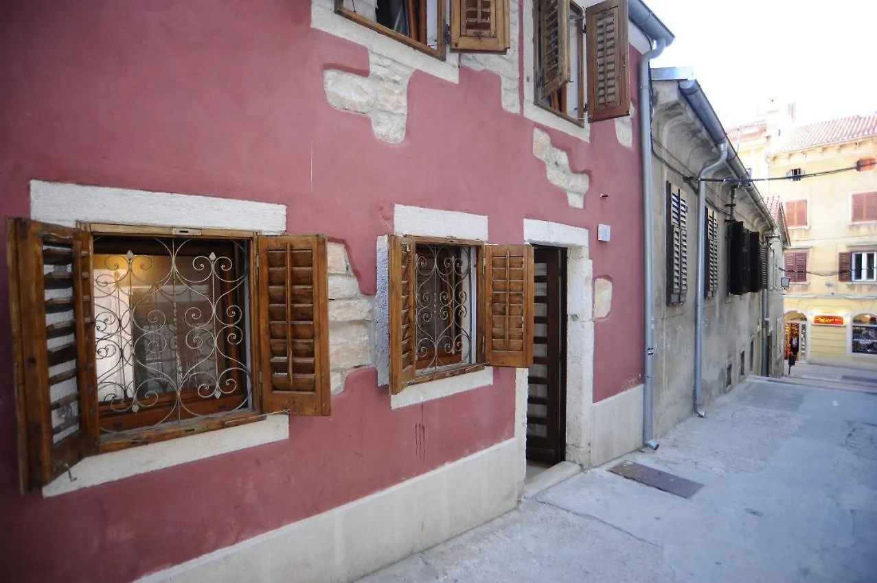 Relaxing & Cosy Apartments Pula 0*,